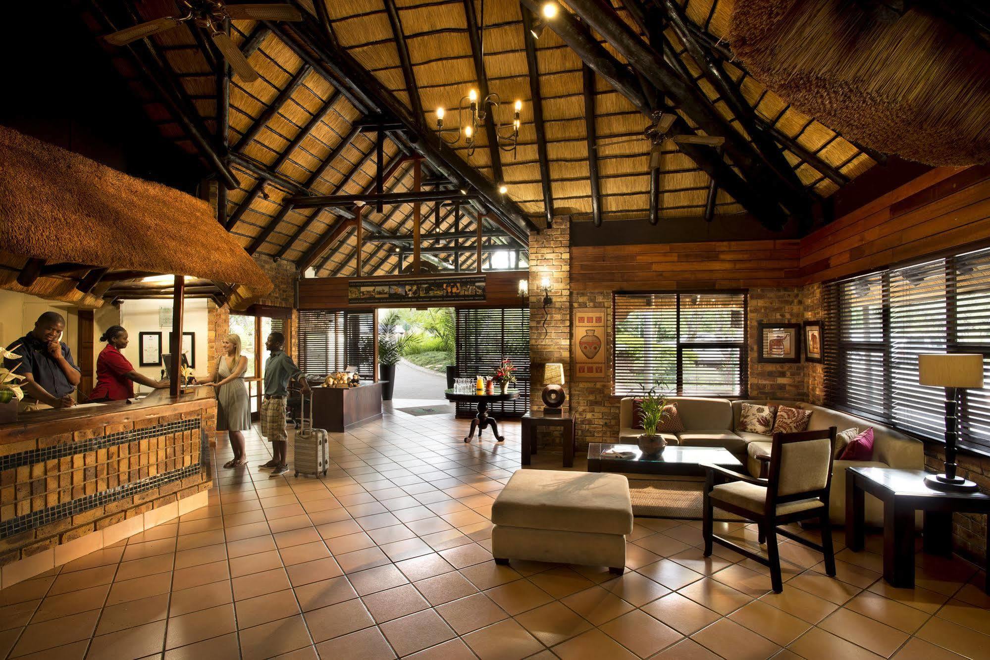 Kruger Park Lodge Гейзівью Екстер'єр фото